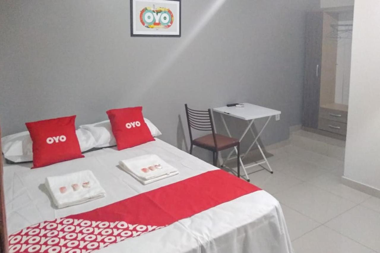 Oyo Hotel Esplanada, Brasília Exteriör bild